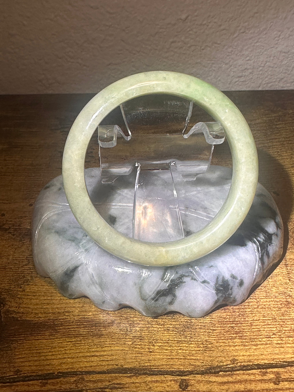 Golden Celadon Jadeite Bangle (Sz 54.6)