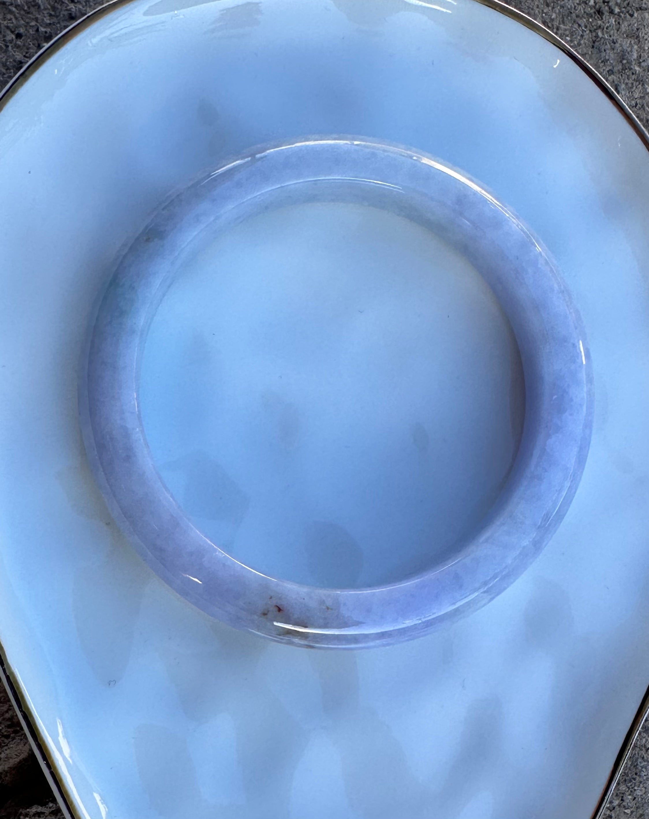 Soft Lavender Sajin Bangle (Sz 53.0)