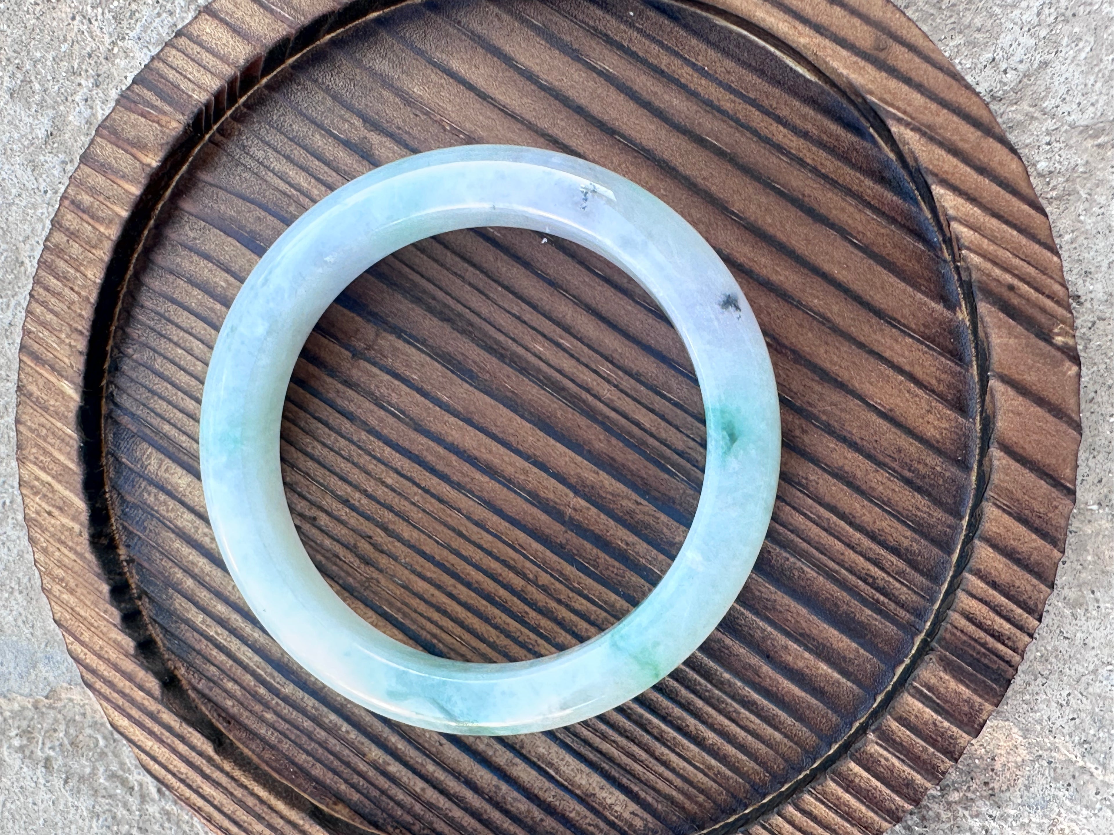 Icy Lavender-Green Jadeite Bangle (Sz 54.0)
