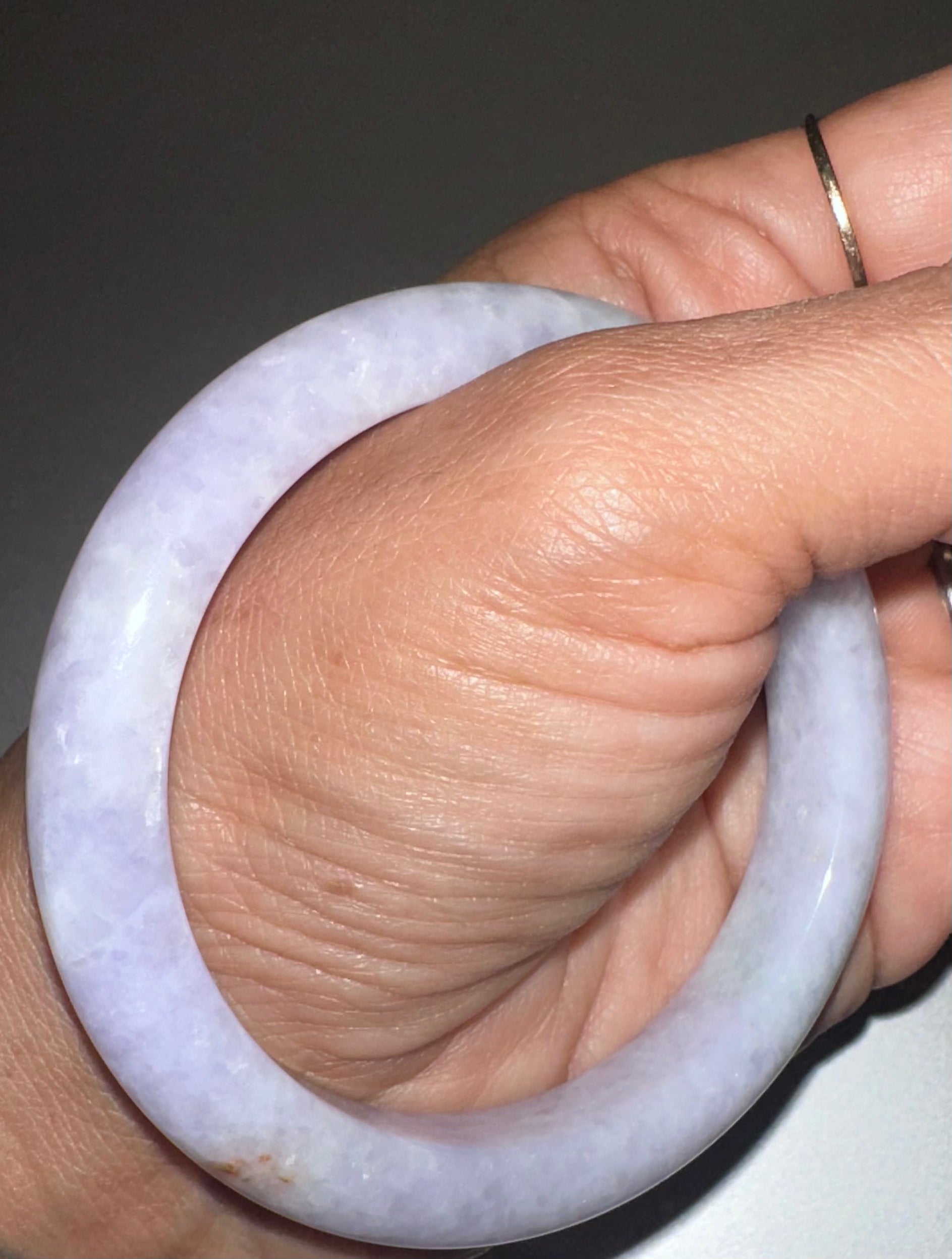 Soft Lavender Sajin Bangle (Sz 53.0)