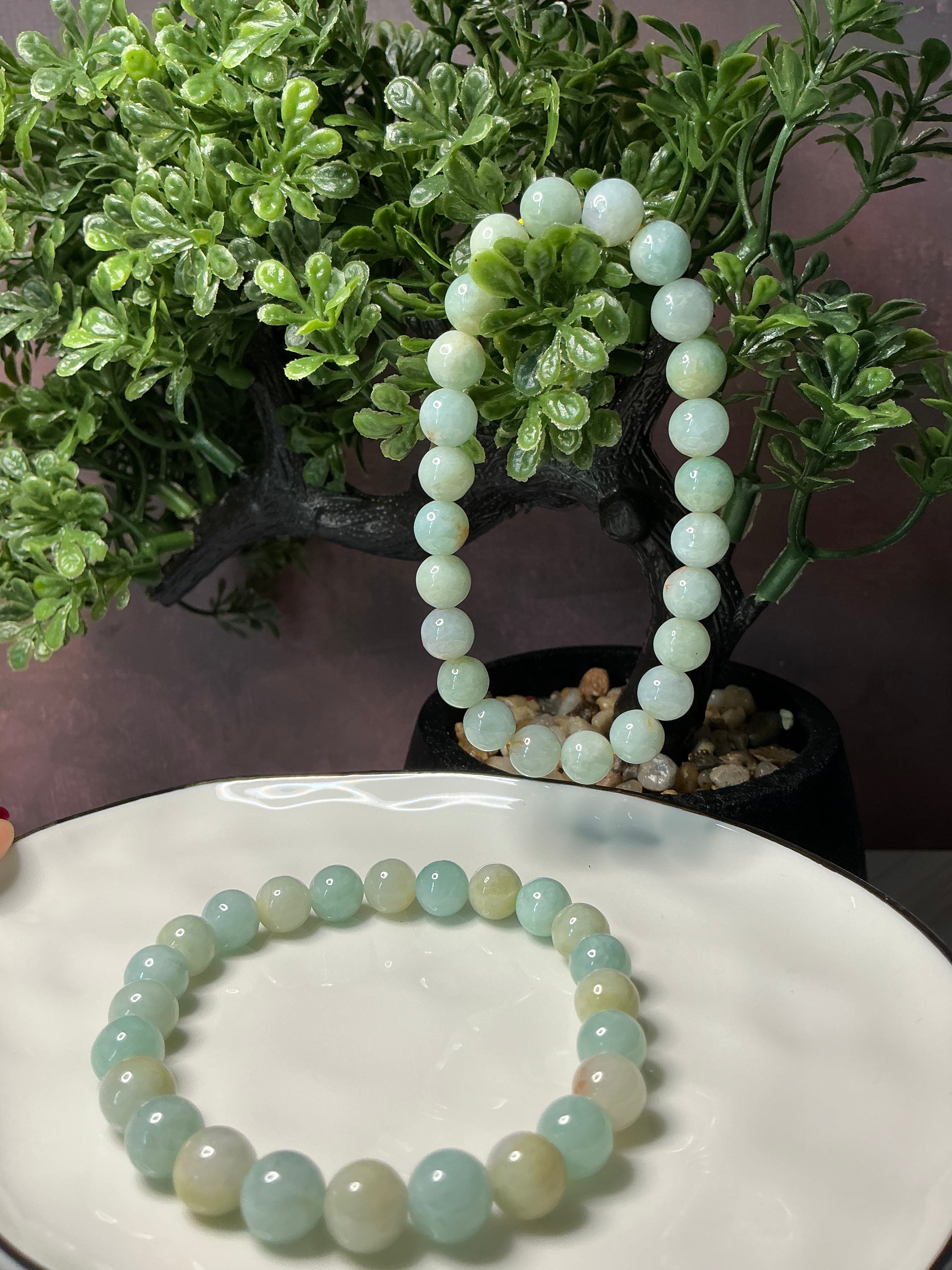 Jadeite Jade Pastel-Green Bracelet