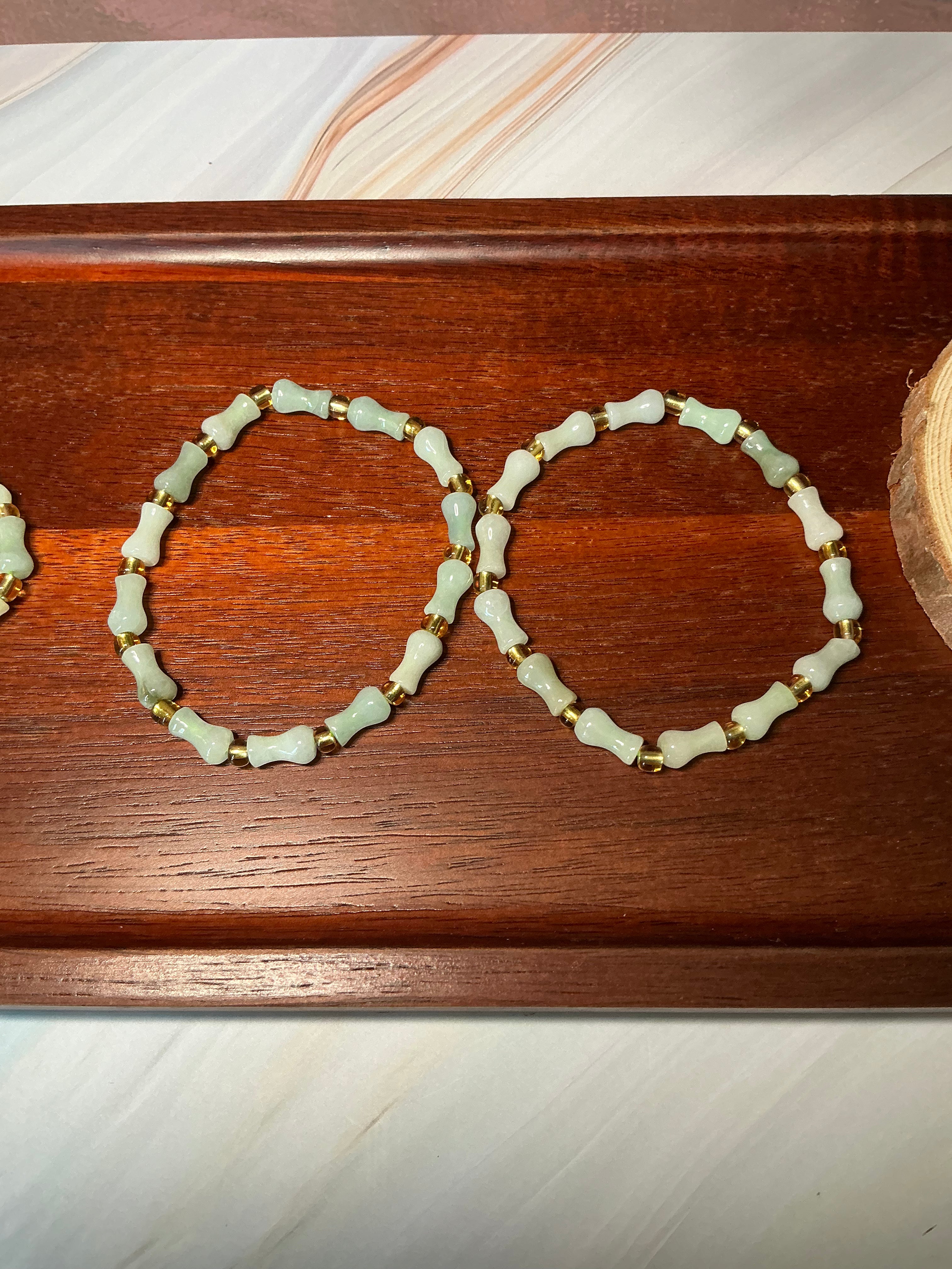 Jadeite Jade Carved Bone Bead Bracelet