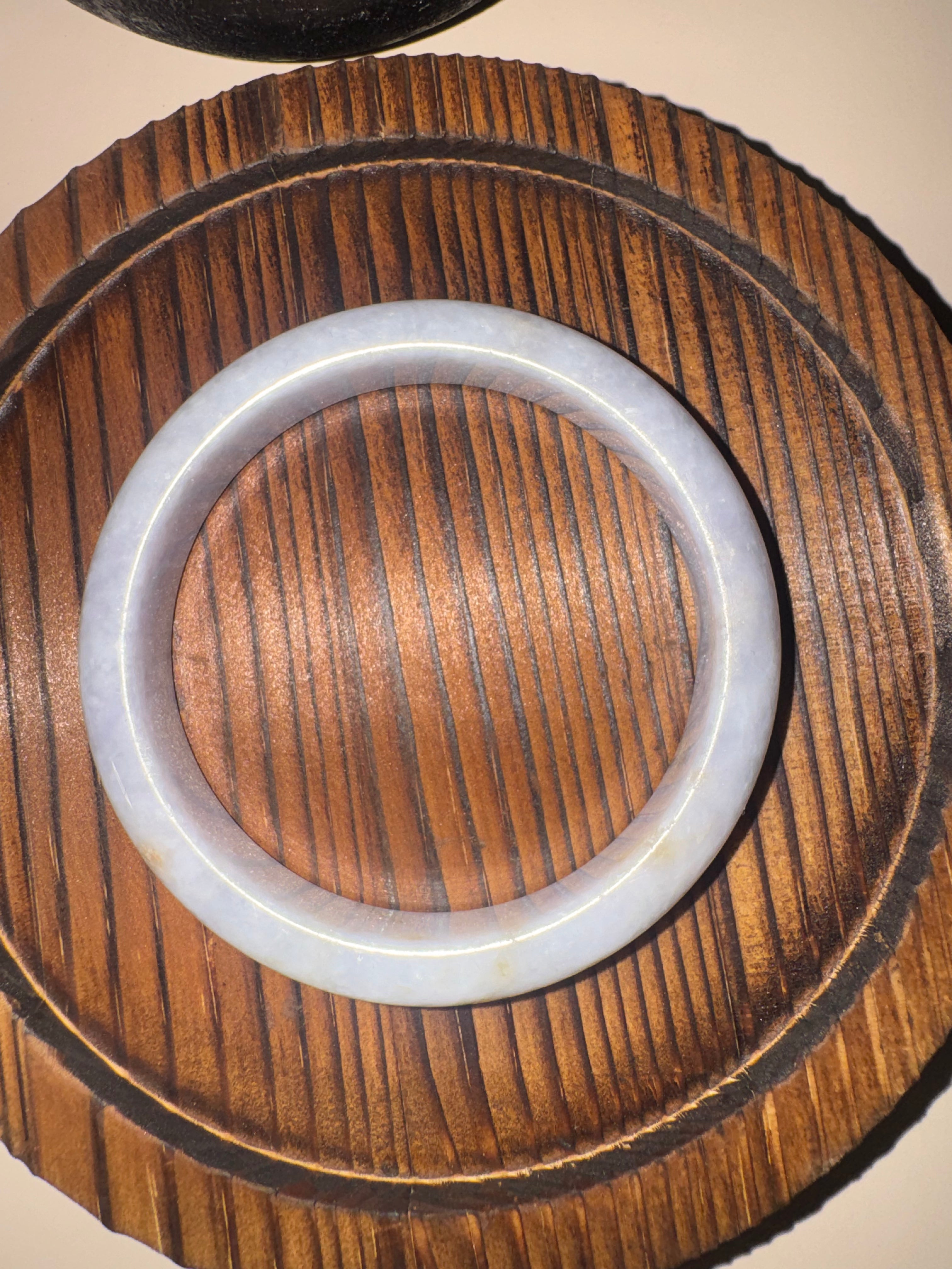 Lavender-White Jadeite Bangle with Natural Sajin (Sz 56.3)